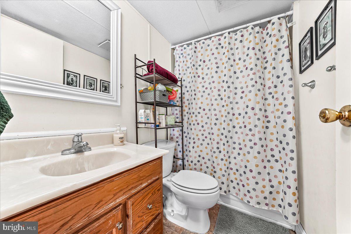 2411 Big Road Gilbertsville, PA 19525 - Photo 14 of 21