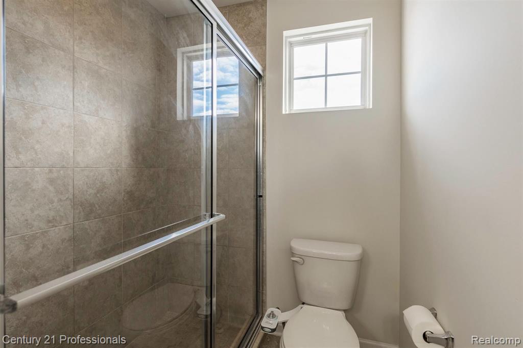855 Barclay Circle Rochester Hills, MI 48307 - Photo 18 of 30