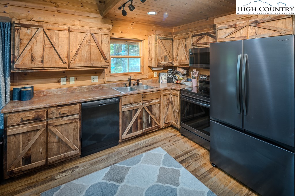 8012 Big Ivy Road Purlear, NC 28665 - Photo 15 of 46 Gallery Image 15