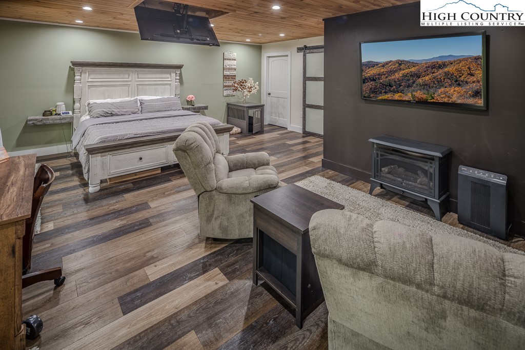 8012 Big Ivy Road Purlear, NC 28665 - Photo 30 of 46 Gallery Image 30