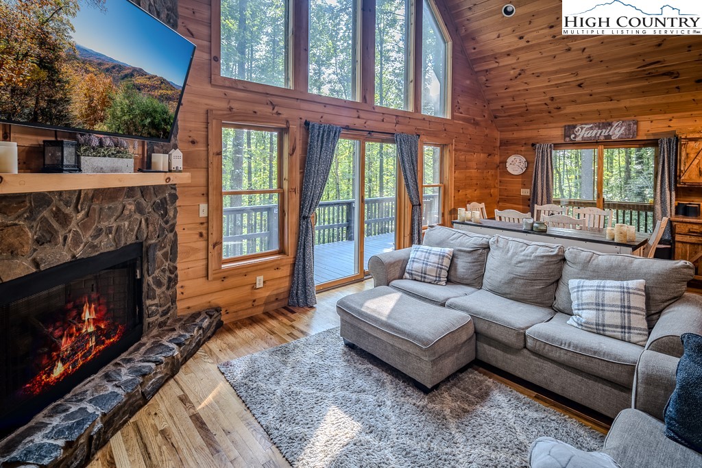 8012 Big Ivy Road Purlear, NC 28665 - Photo 7 of 46 Gallery Image 7