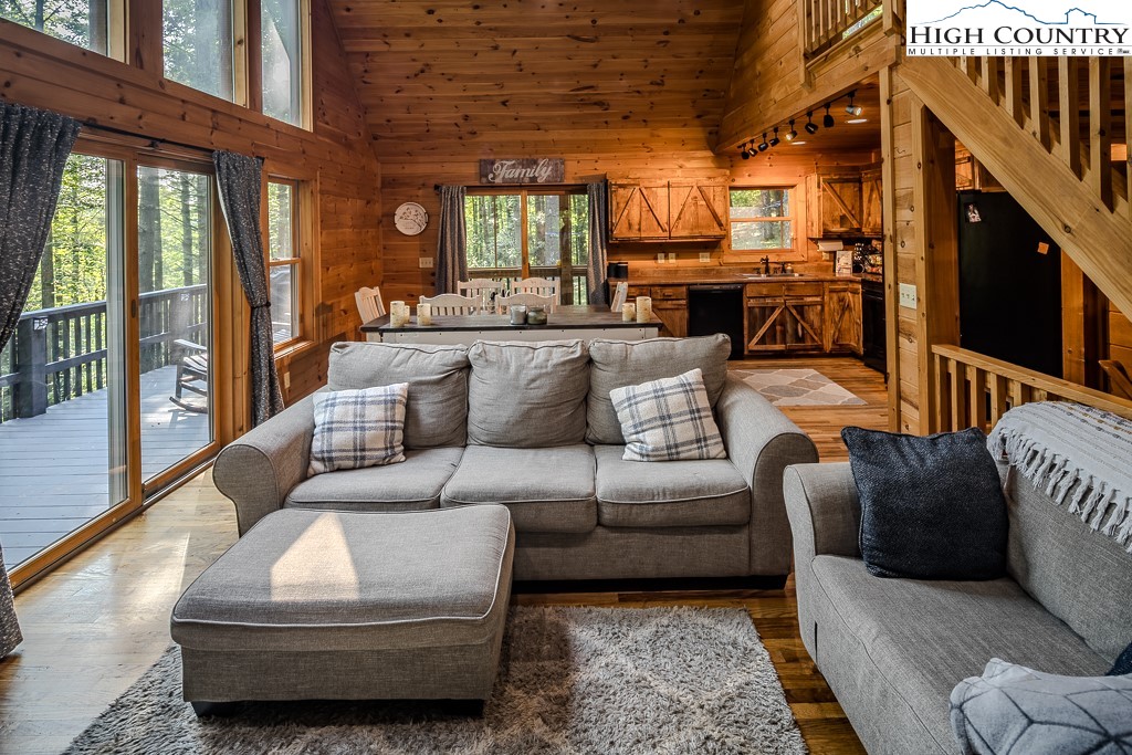 8012 Big Ivy Road Purlear, NC 28665 - Photo 8 of 46 Gallery Image 8