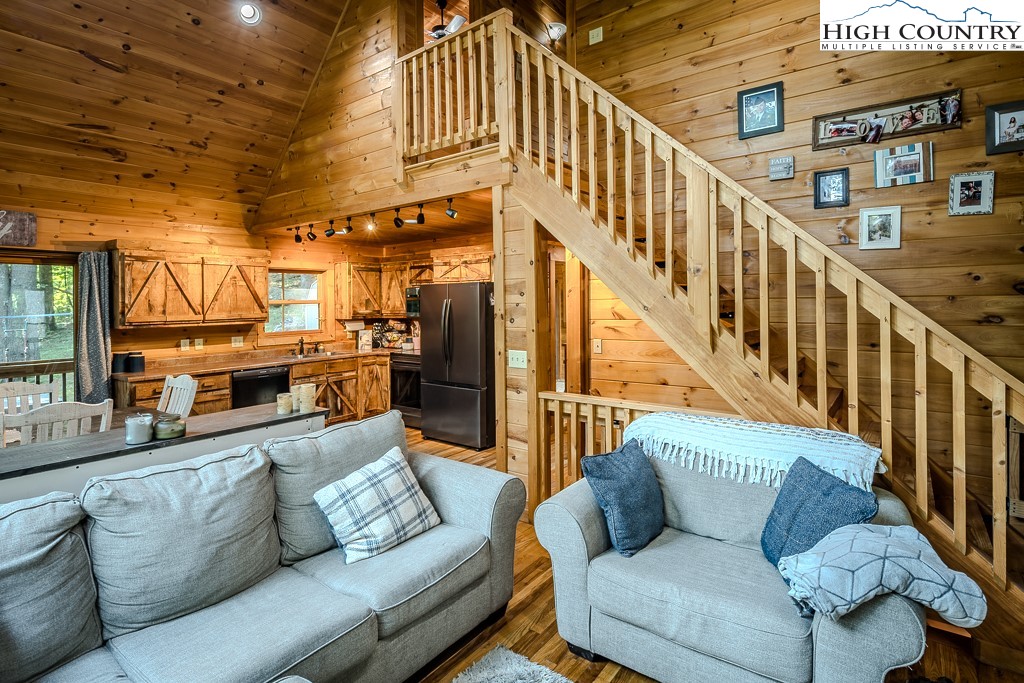 8012 Big Ivy Road Purlear, NC 28665 - Photo 9 of 46 Gallery Image 9