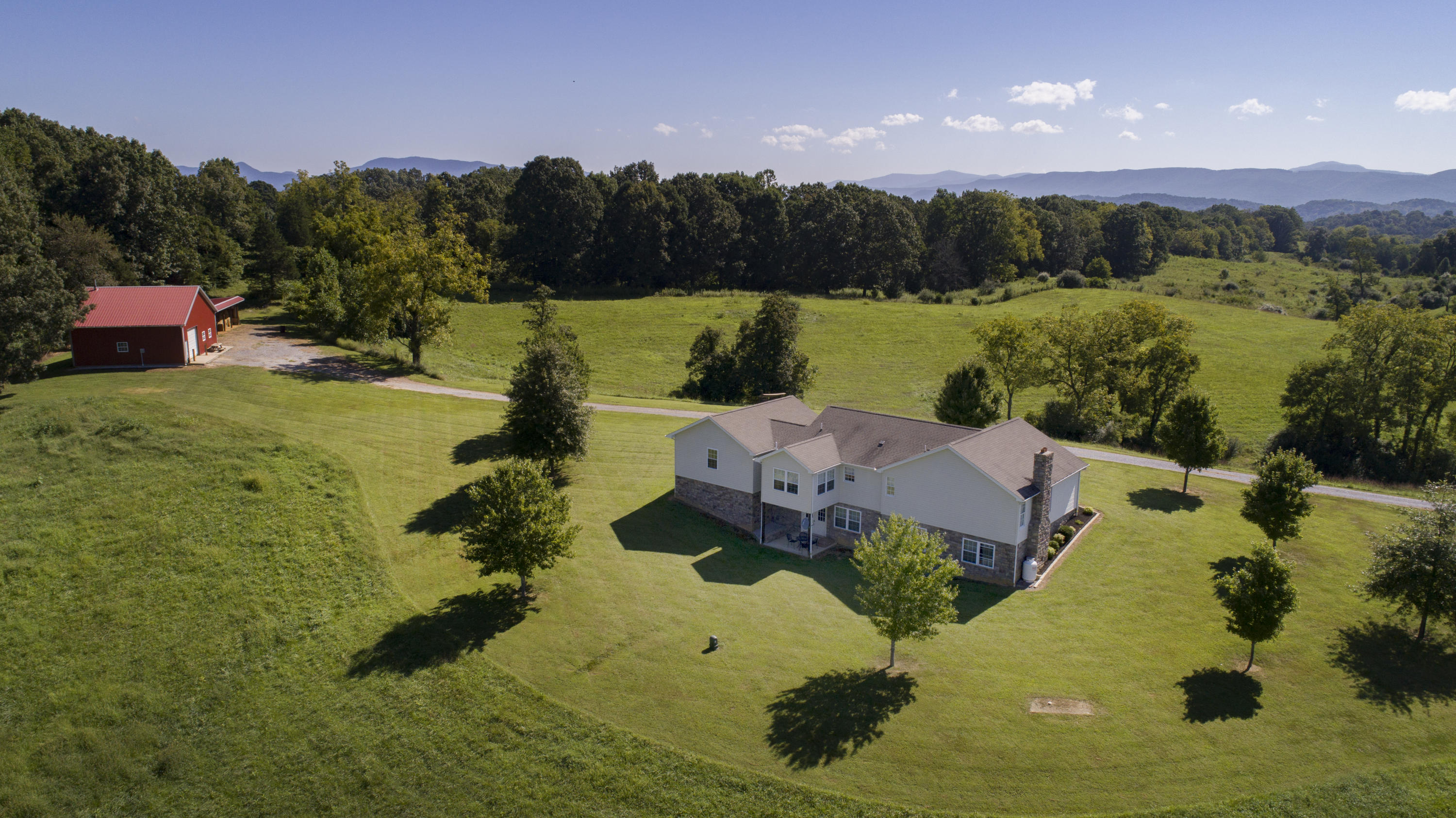 1578 Oak Ridge Road Buchanan, VA 24066 - Photo 36 of 40 drone-5