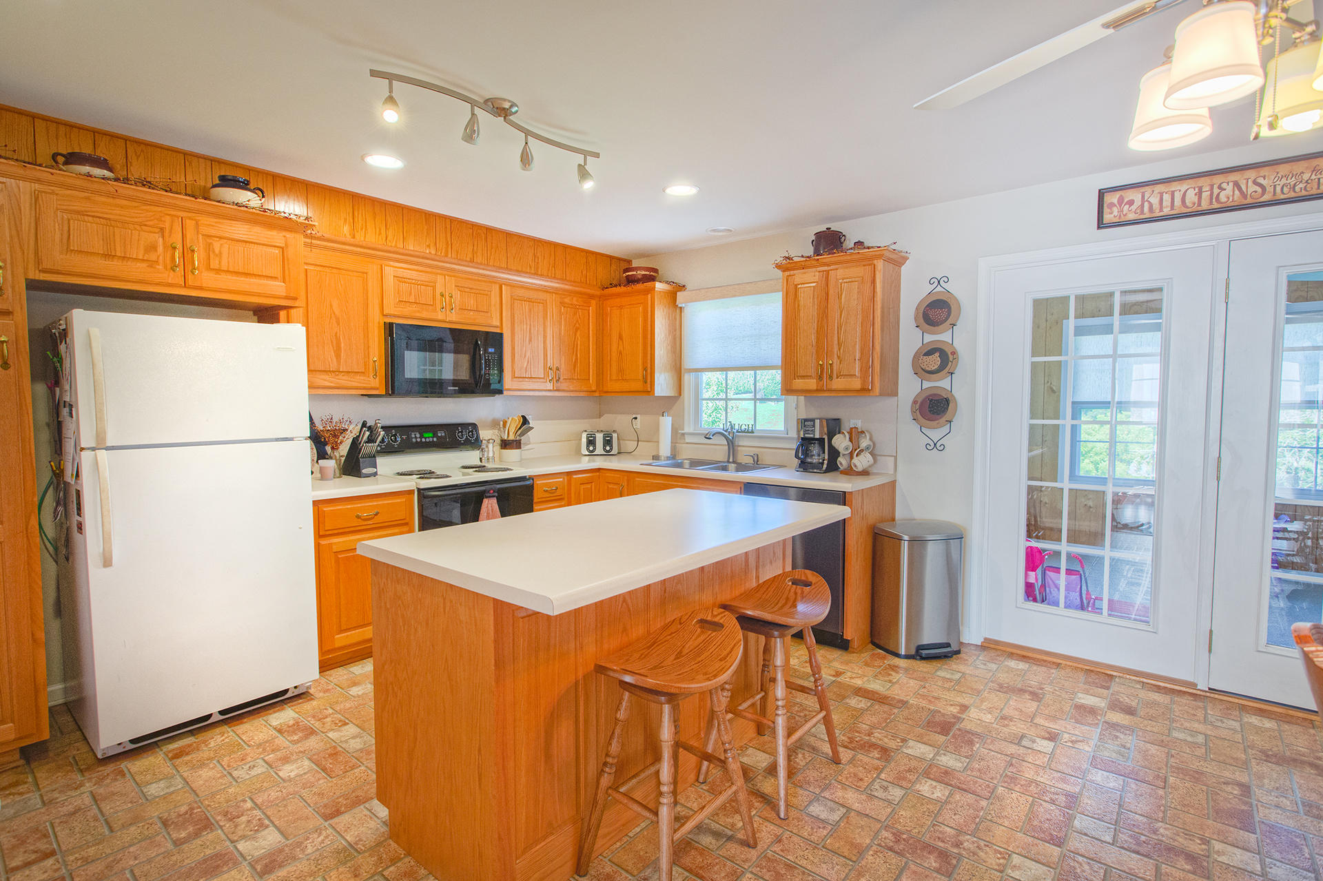 1578 Oak Ridge Road Buchanan, VA 24066 - Photo 5 of 40 Kitchen