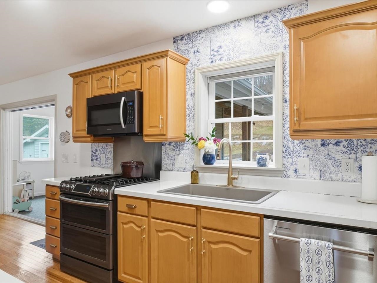 44 Drake Woods Road Bristol, VT 05443 - Photo 18 of 70