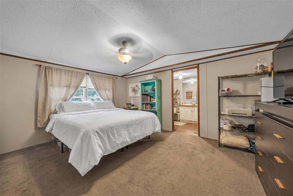 1909 Coral Road Pelican Bay, TX 76020 - Photo 16 of 40