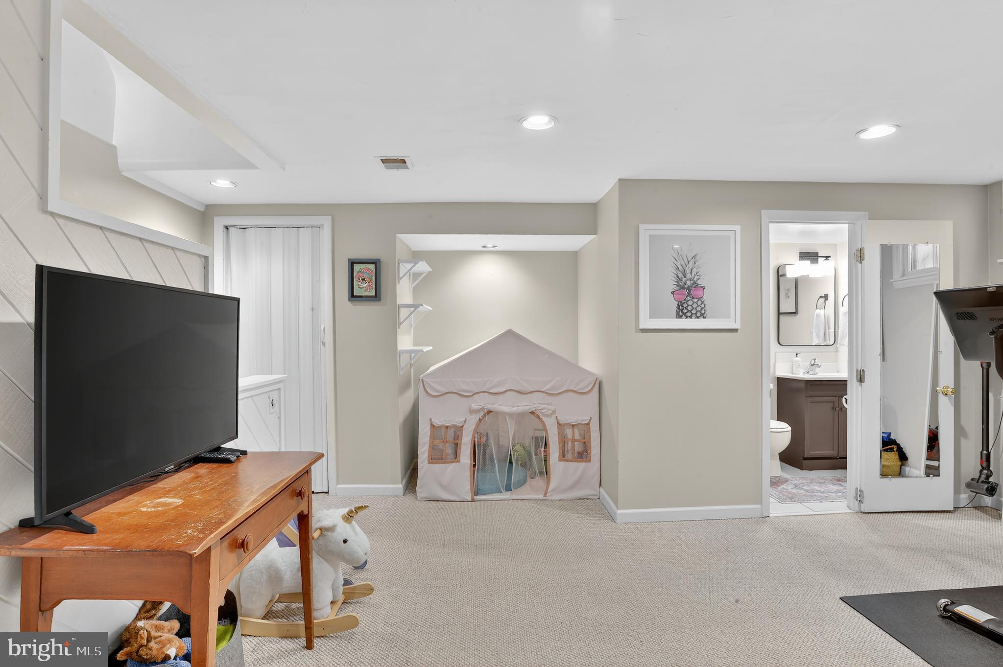 227 Overbrook Road Baltimore, MD 21212 - Photo 17 of 29 Finished Lower Level