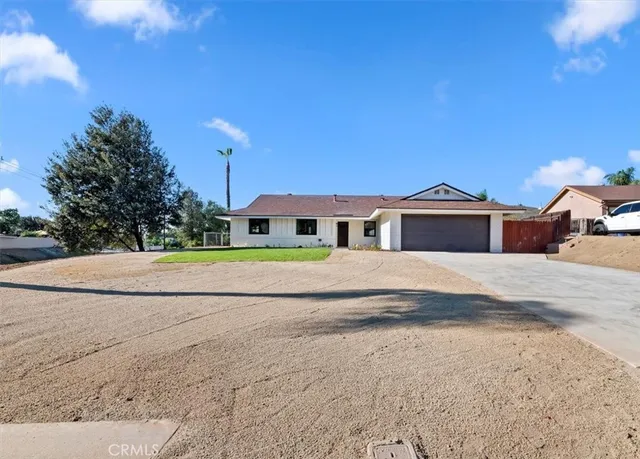 $729,900 | 7695 Lakeside Drive, Jurupa Valley, CA 92509