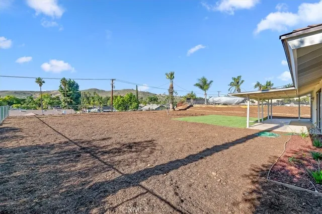 $729,900 | 7695 Lakeside Drive, Jurupa Valley, CA 92509