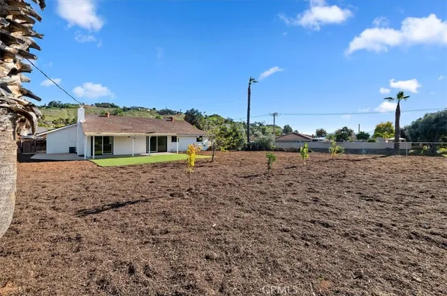 $729,900 | 7695 Lakeside Drive, Jurupa Valley, CA 92509