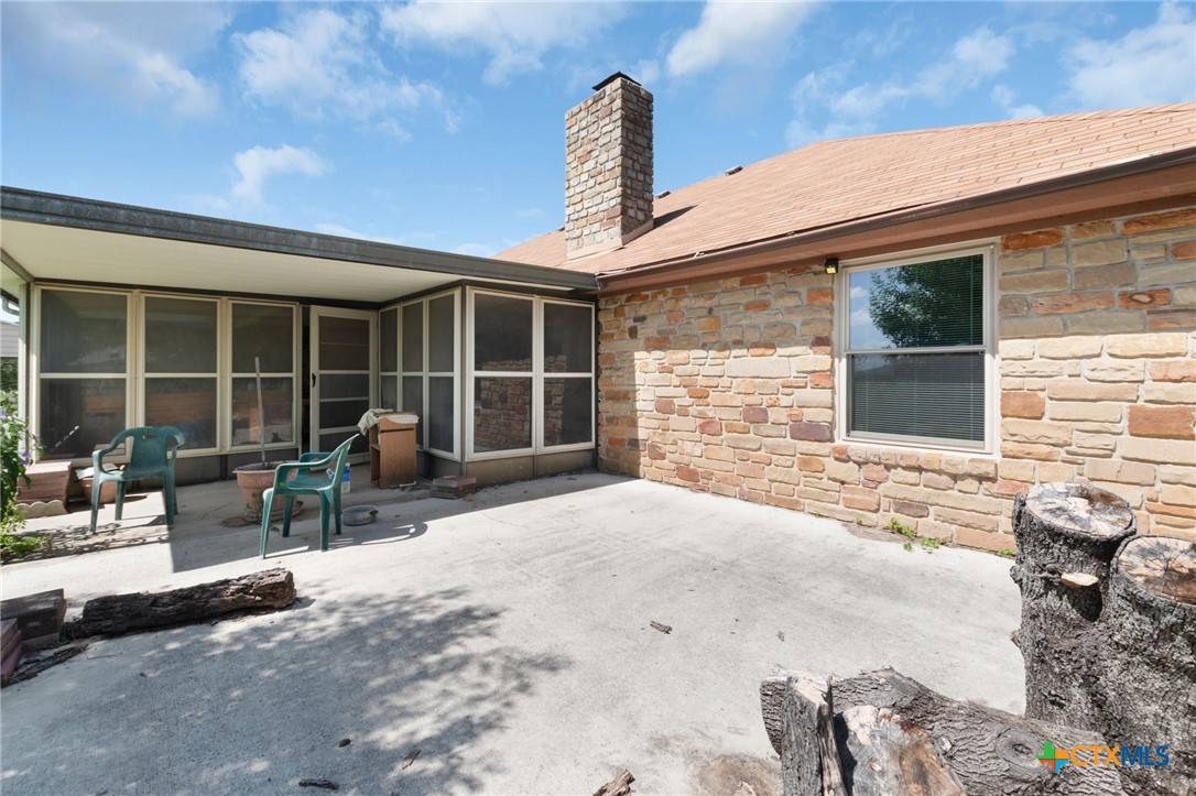 3391 Lois Lane Kempner, TX 76539 - Photo 7 of 35 a front view of a house with outdoor space