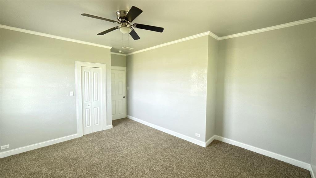1338 State Highway 121 Bonham, TX 75418 - Photo 21 of 32 a view of an empty room