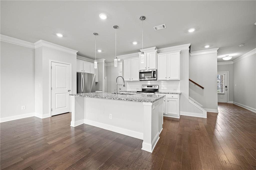 2502 Pearl Rdg Trace Buford, GA 30519 - Photo 7 of 30 Gallery Image 7