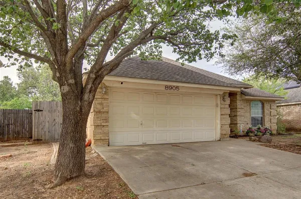 $325,000 | 8905 San Joaquin Trail, Fort Worth, TX 76118