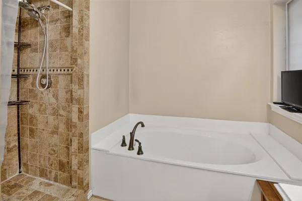 $325,000 | 8905 San Joaquin Trail, Fort Worth, TX 76118