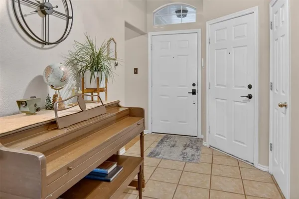 $325,000 | 8905 San Joaquin Trail, Fort Worth, TX 76118