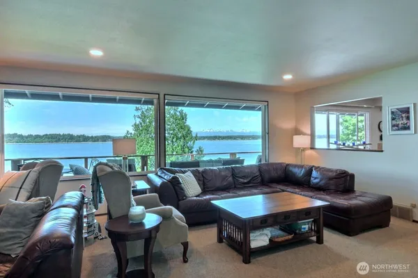 $1,999,500 | 7504 Crescent Beach Rd Nortwest, Vaughn, WA 98394
