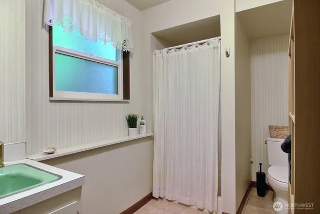 $2,149,000 | 7504 Crescent Beach Rd Nortwest, Vaughn, WA 98394