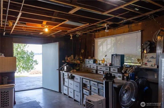 $2,149,000 | 7504 Crescent Beach Rd Nortwest, Vaughn, WA 98394