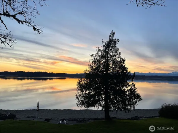 $1,999,500 | 7504 Crescent Beach Rd Nortwest, Vaughn, WA 98394