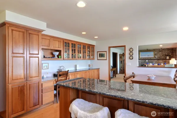 $1,999,500 | 7504 Crescent Beach Rd Nortwest, Vaughn, WA 98394