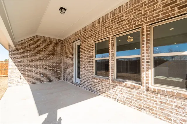 $2,299 | 801 Newberry Lane, Royse City, TX 75189