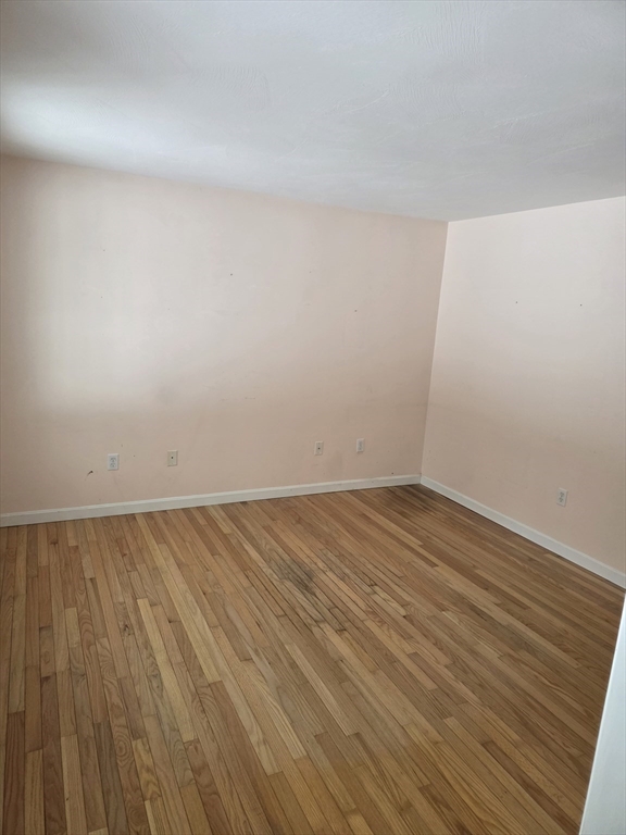 26 Wellington Drive Ashby, MA 01431 - Photo 9 of 41