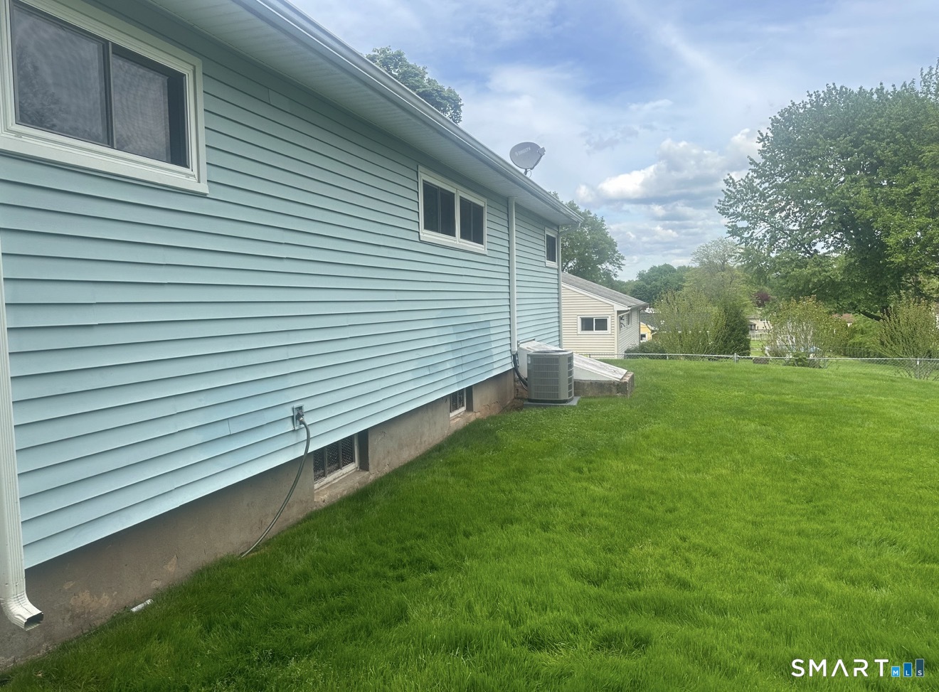 166 Bunce Road Wethersfield, CT 06109 - Photo 14 of 16