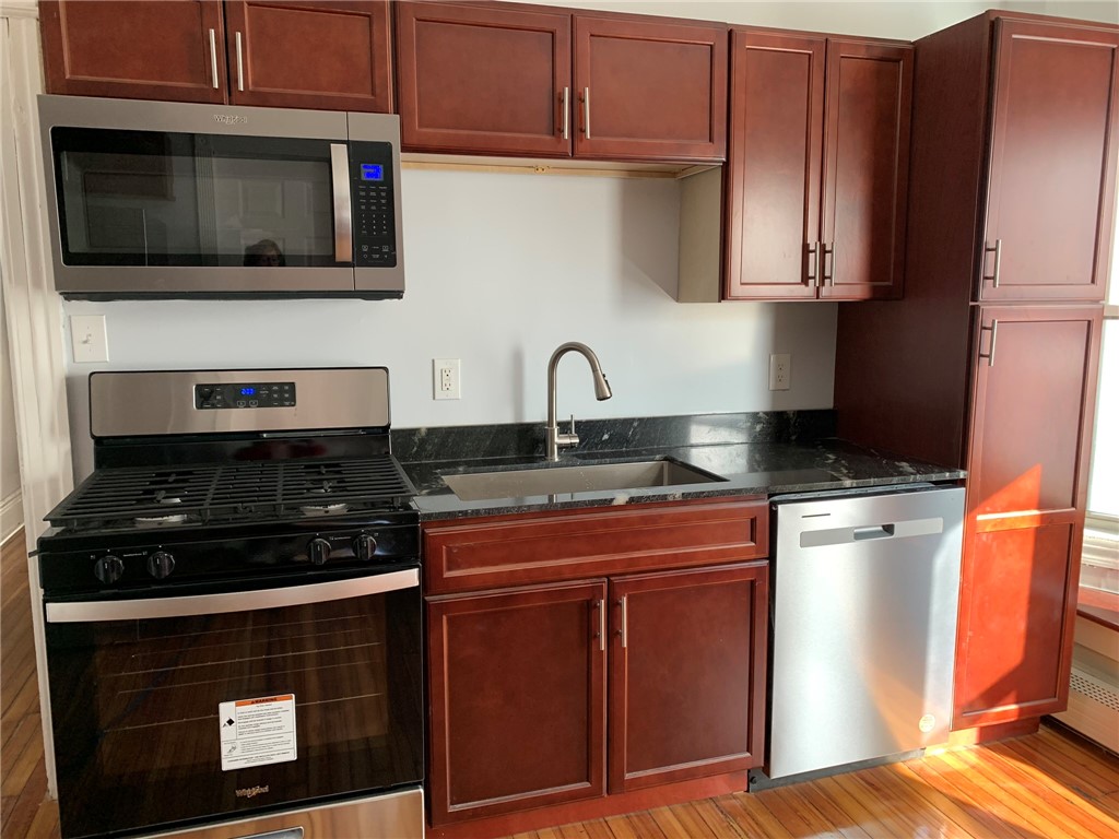 193 Apt, Unit 3 Rochester, NY 14607 - Photo 2 of 12