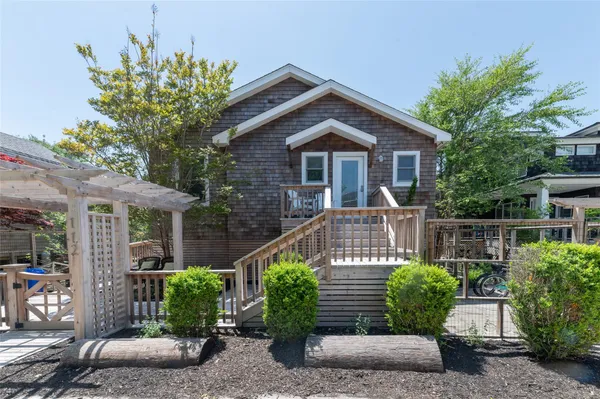 $13,000 | 112 Ocean Road, Ocean Beach, NY 11770