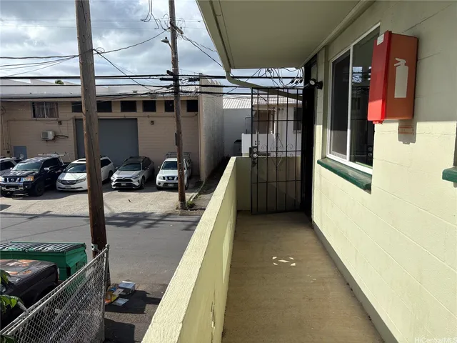 $1,400 | 1924 Kalani Street, Unit 4, Honolulu, HI 96819