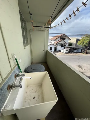 $1,400 | 1924 Kalani Street, Unit 4, Honolulu, HI 96819