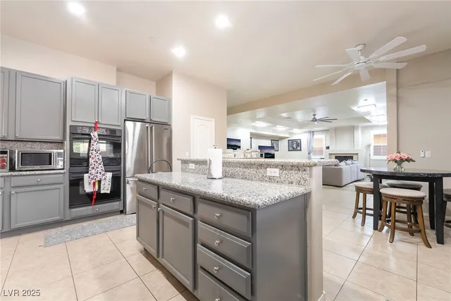 $928,888 | 9636 Trattoria Street, Las Vegas, NV 89178
