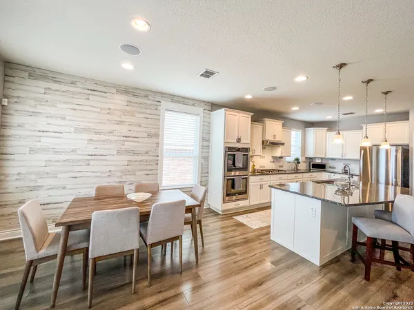 $3,750 | 7427 Valle Mission, Boerne, TX 78015