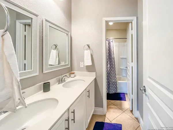 $3,750 | 7427 Valle Mission, Boerne, TX 78015