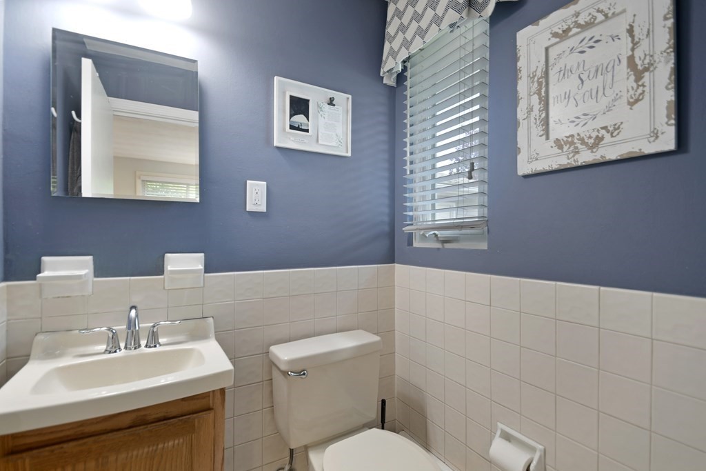 49 Lohnes Road Framingham, MA 01701 - Photo 24 of 38 Gallery Image 24