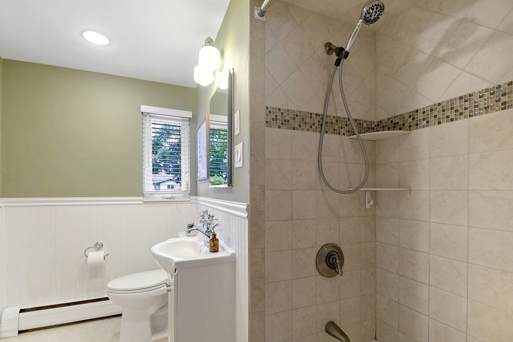 49 Lohnes Road Framingham, MA 01701 - Photo 32 of 38 Gallery Image 32