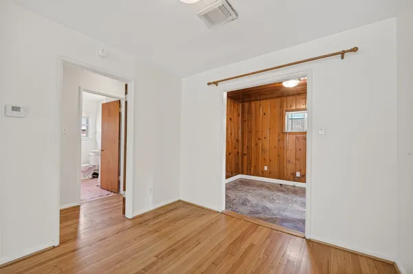 $2,050 | 5505 Huisache Street, Houston, TX 77081