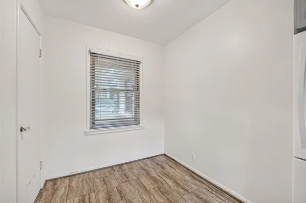 $2,050 | 5505 Huisache Street, Houston, TX 77081