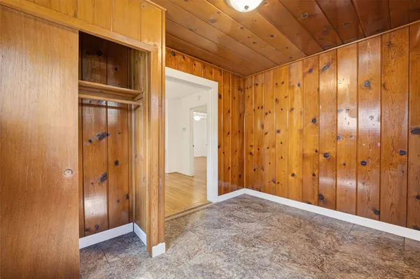 $2,050 | 5505 Huisache Street, Houston, TX 77081