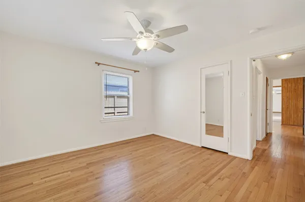 $2,050 | 5505 Huisache Street, Houston, TX 77081