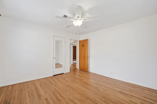 $2,050 | 5505 Huisache Street, Houston, TX 77081