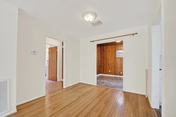 $2,050 | 5505 Huisache Street, Houston, TX 77081