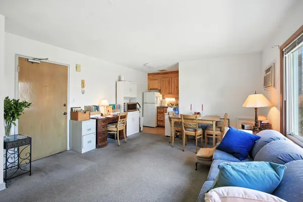 $775,000 | 2236 West Pinehurst Avenue, St. Paul, MN 55116