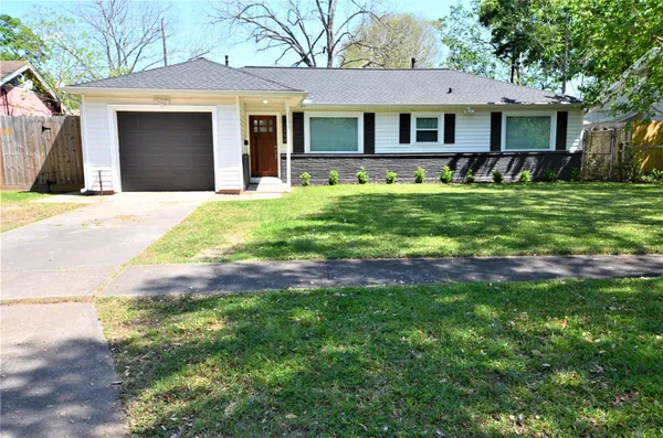 $2,200 | 1906 Coulcrest Drive, Houston, TX 77055