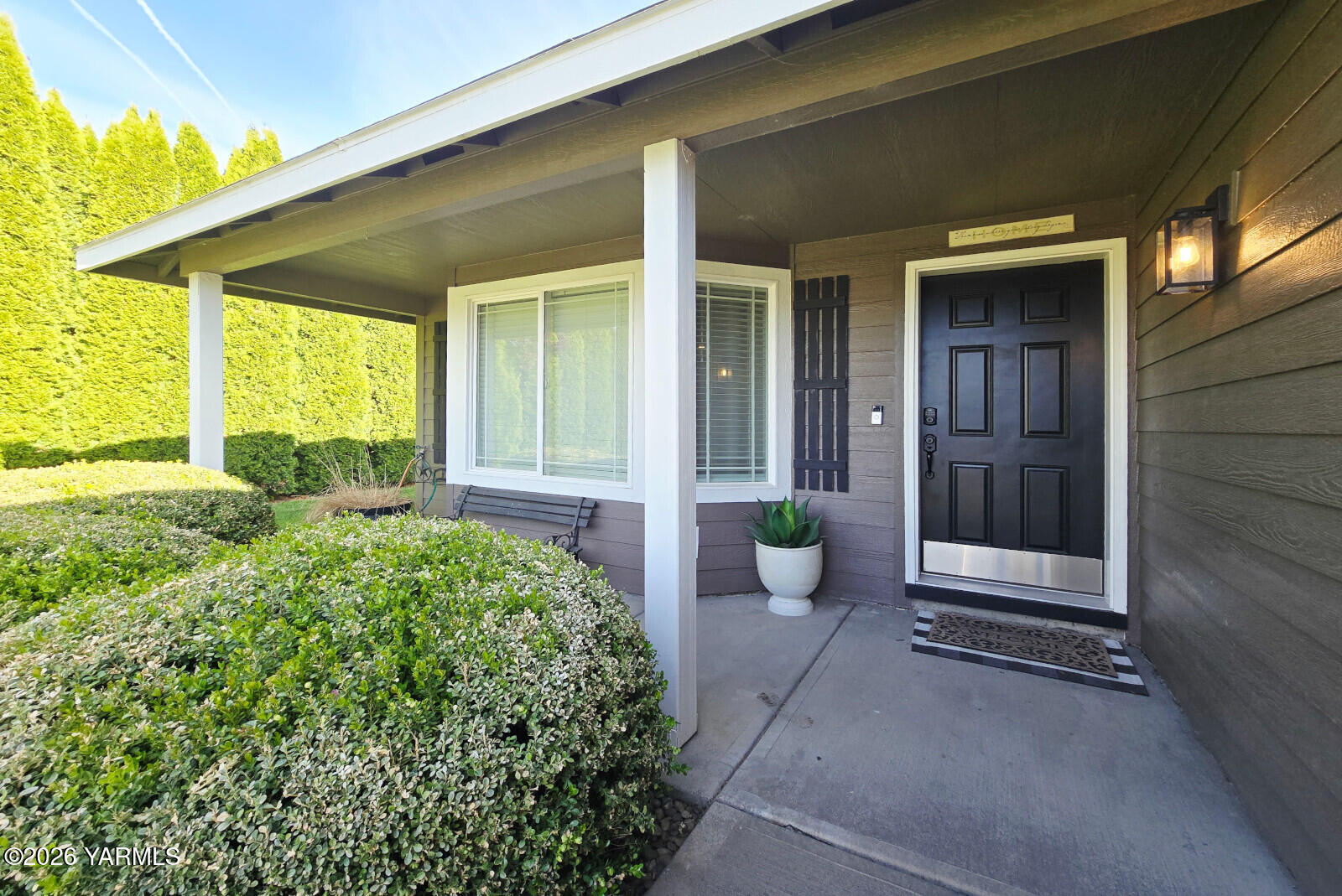 603 Millenium Avenue Moxee, WA 98936 - Photo 4 of 18 Front2