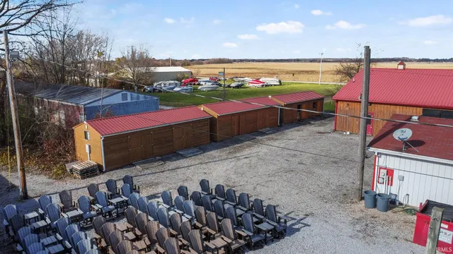 $1,100,000 | 1514 North 6th Street, Monticello, IN 47960