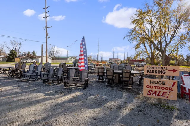 $1,100,000 | 1514 North 6th Street, Monticello, IN 47960