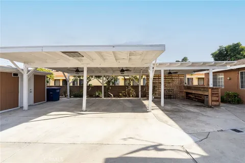 $850,000 | 6133 Orchard Avenue, Huntington Park, CA 90255